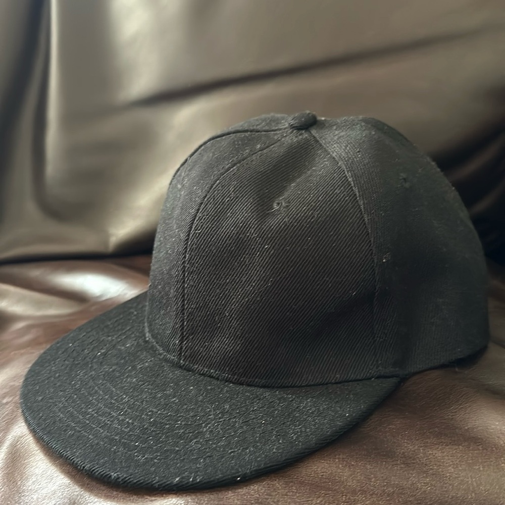 Like New Solid Black Child’s Baseball Cap